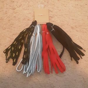 Brand new with tags 4 brandy melville shoe laces